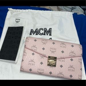 Mcm large wallet purse